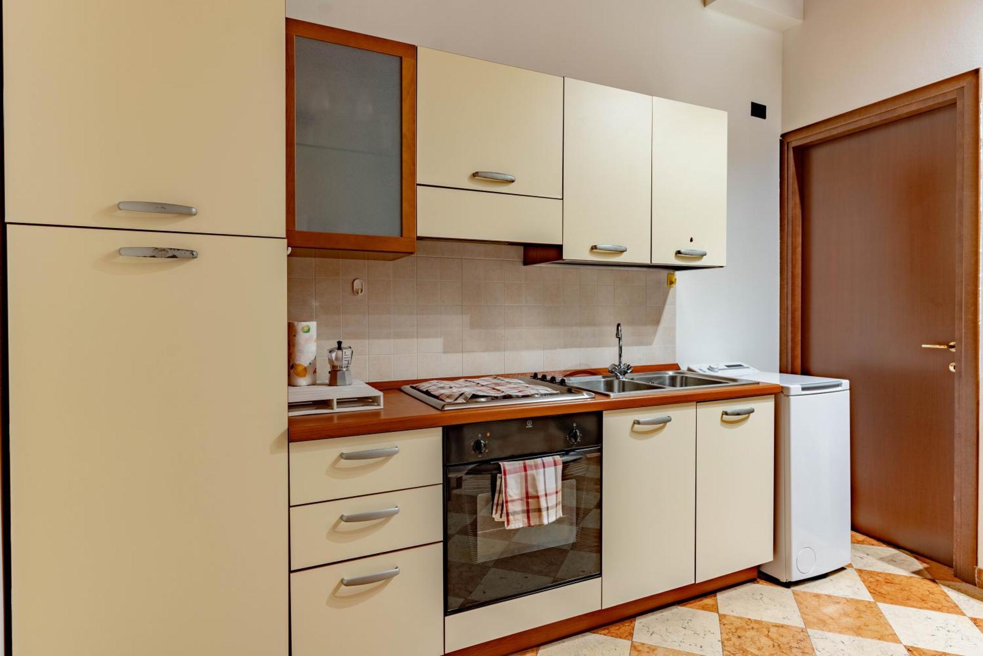 -Near Arena & Giuletta- Pet Friendly Mazzini Palace Verona Eksteriør billede